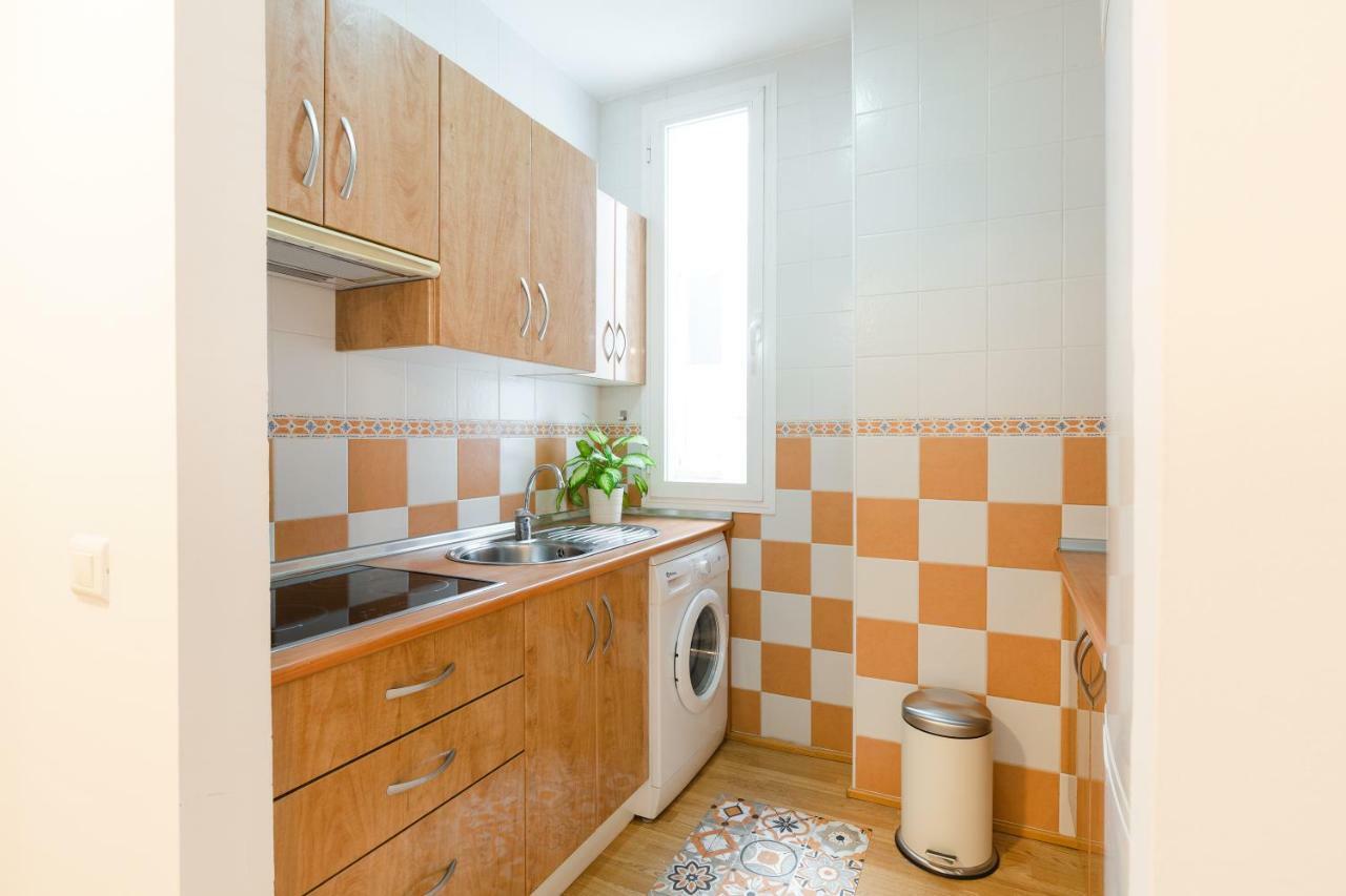 Apartament Hola Malaga Centro Historico Zewnętrze zdjęcie